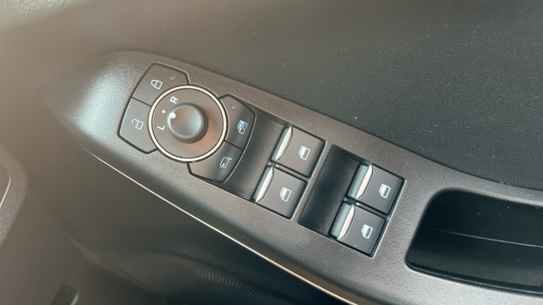 Ford Puma 1.0 EcoBoost Hybrid mHEV ST-Line 5dr Petrol Hatchback